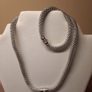 Lisa Robertson Sophisticated Silver Necklace and Bracelet Set